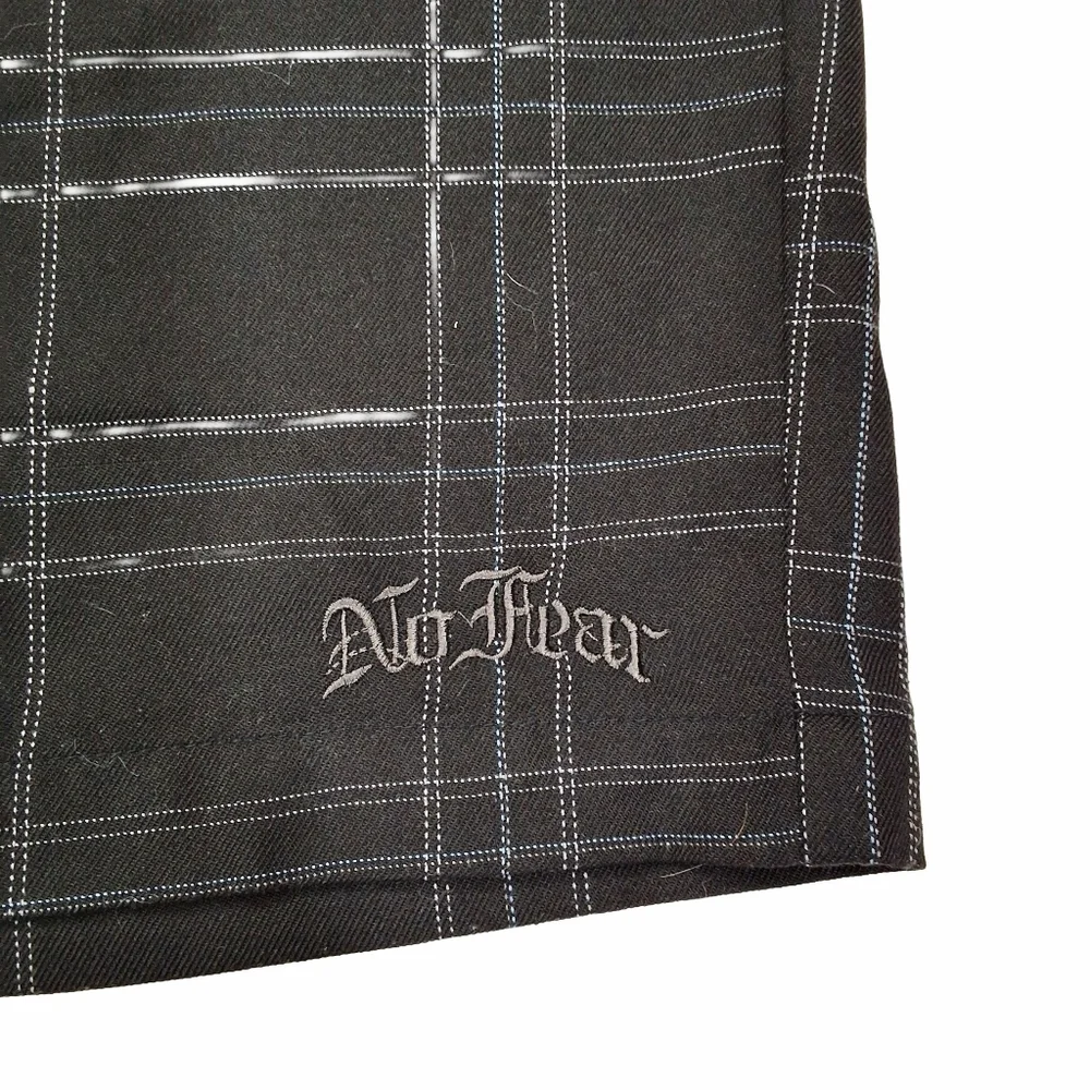No Fear Vintage Mens Y2K Black Plaid Knee Length Streetwear Shorts - Picture 3 of 8